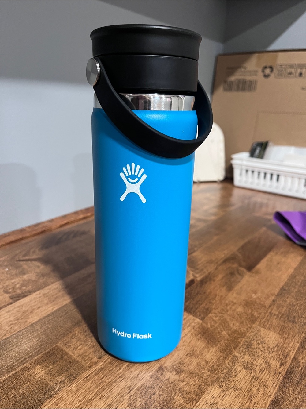 Hydro Flask 20 oz Pacific Blue